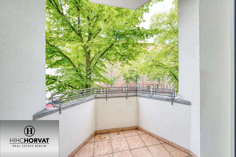 3 ZIMMER ALTBAUWOHNUNG IN ZENTRALER LAGE BERLIN TEGEL! 1.OG, BLK, EBK, KAMMER, FREI AB SOFORT! — photo 1
